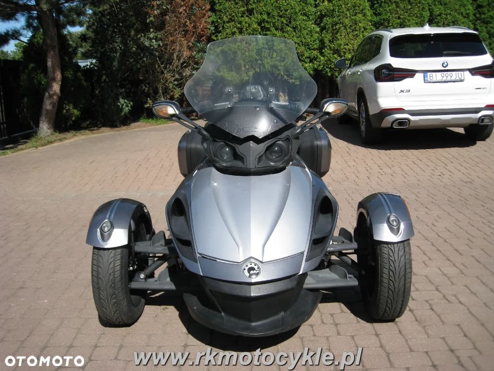 Can-Am Spyder - 28