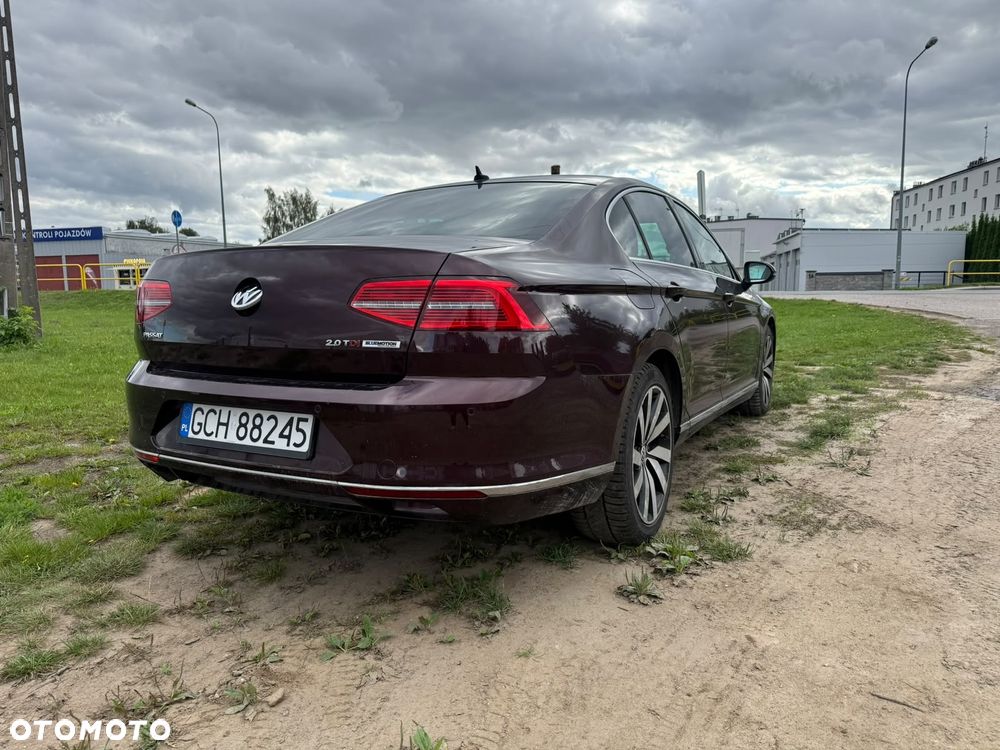 Volkswagen Passat 2.0 TDI BMT Highline DSG - 2