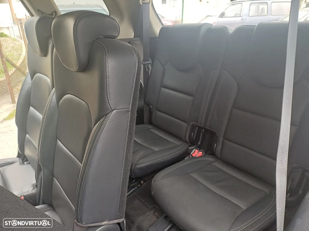 Kia Carens 1.7 CRDi ISG TX Aut. - 8