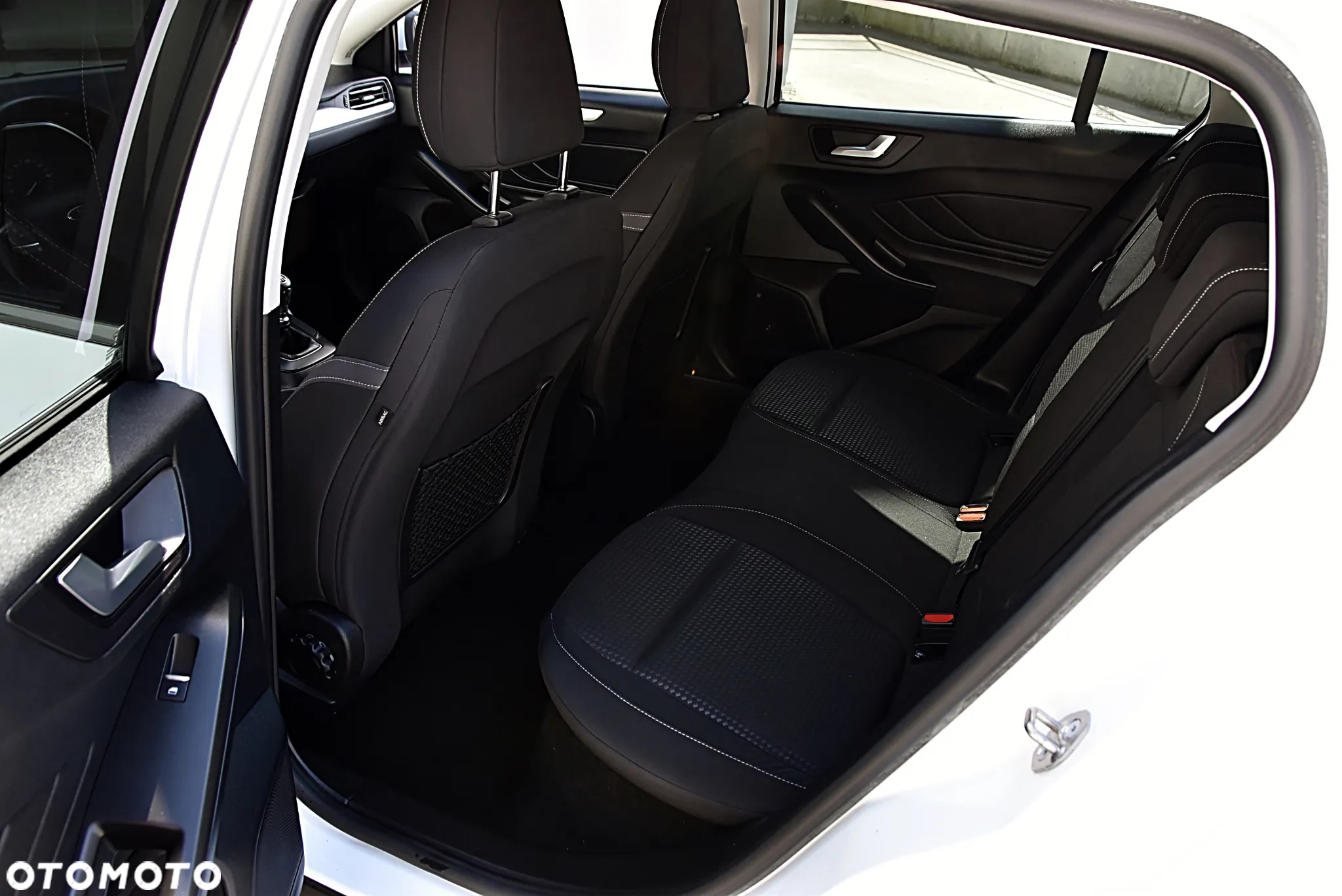 Ford Focus 1.5 EcoBlue Trend - 24
