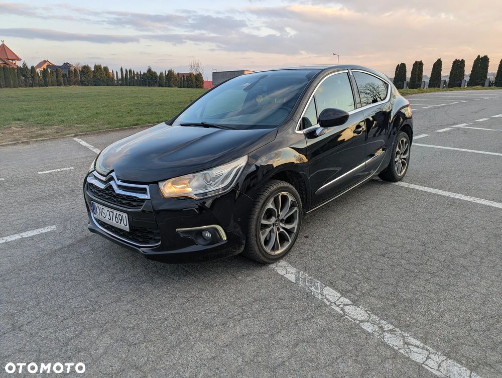 Citroën DS4 HDi 165 SportChic - 1