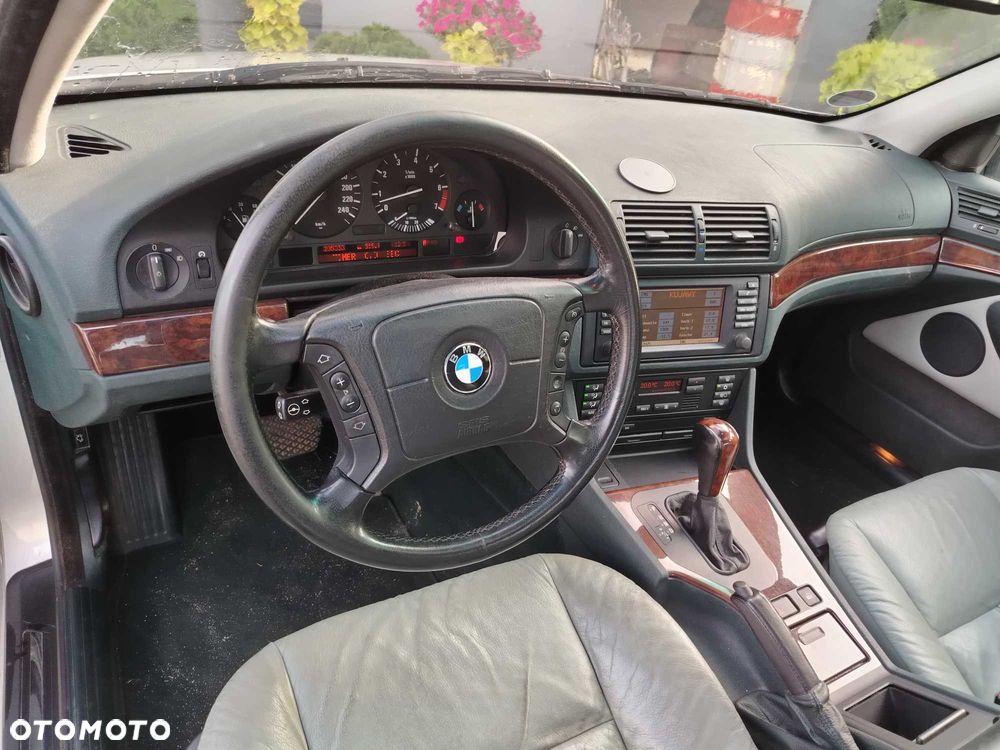 BMW Seria 5 - 9