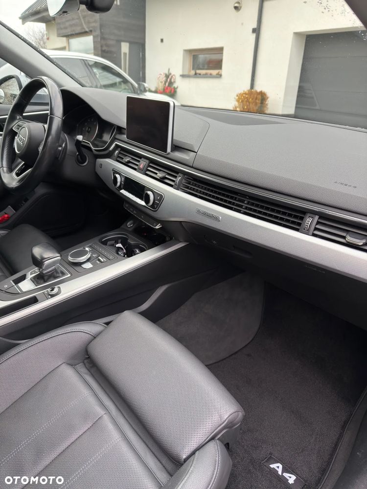 Audi A4 Limousine - 16