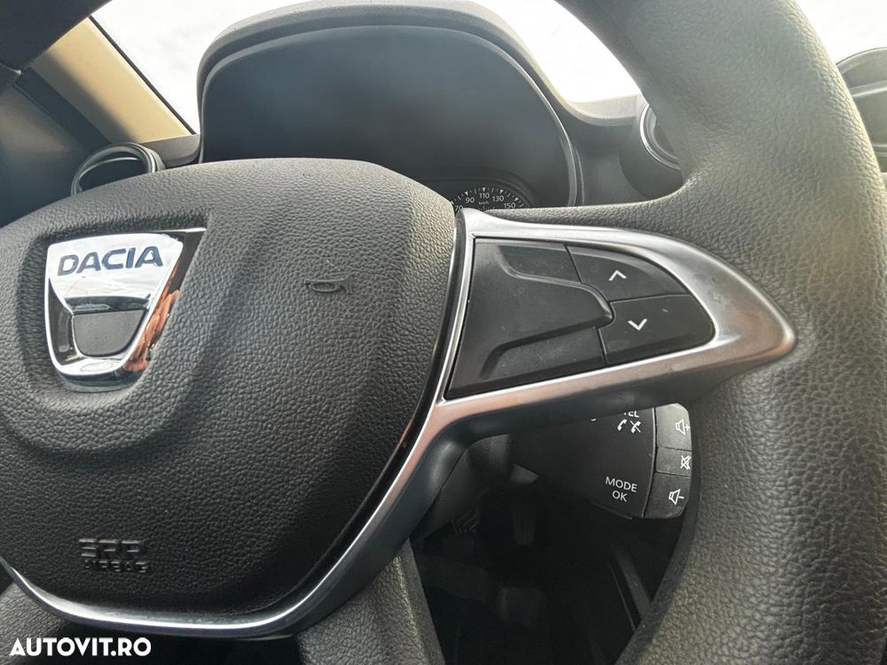 Dacia Duster 1.5 Blue dCi 4WD Comfort - 11