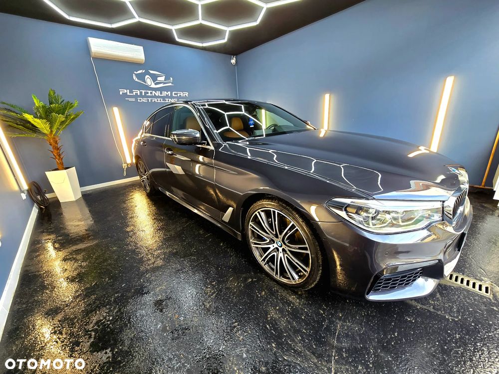 BMW Seria 5 530i - 39