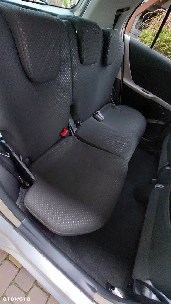 Toyota Yaris 1.33 Prestige - 14