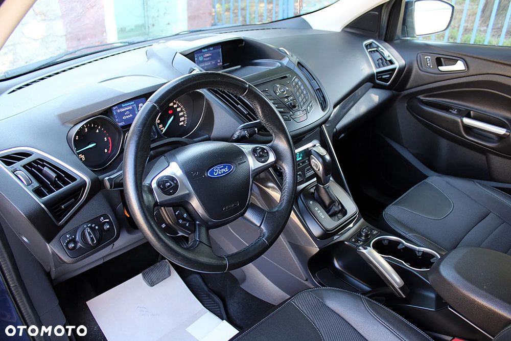 Ford Kuga - 12