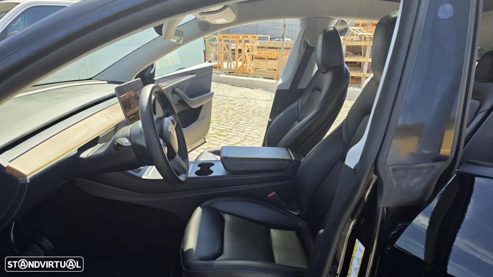 Tesla Model Y Long Range Tração Traseira Premium - 14