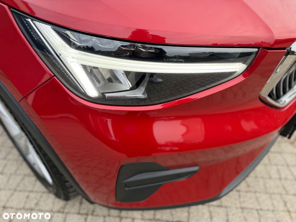 Volvo XC 40 B3 B DKG Plus Dark - 19