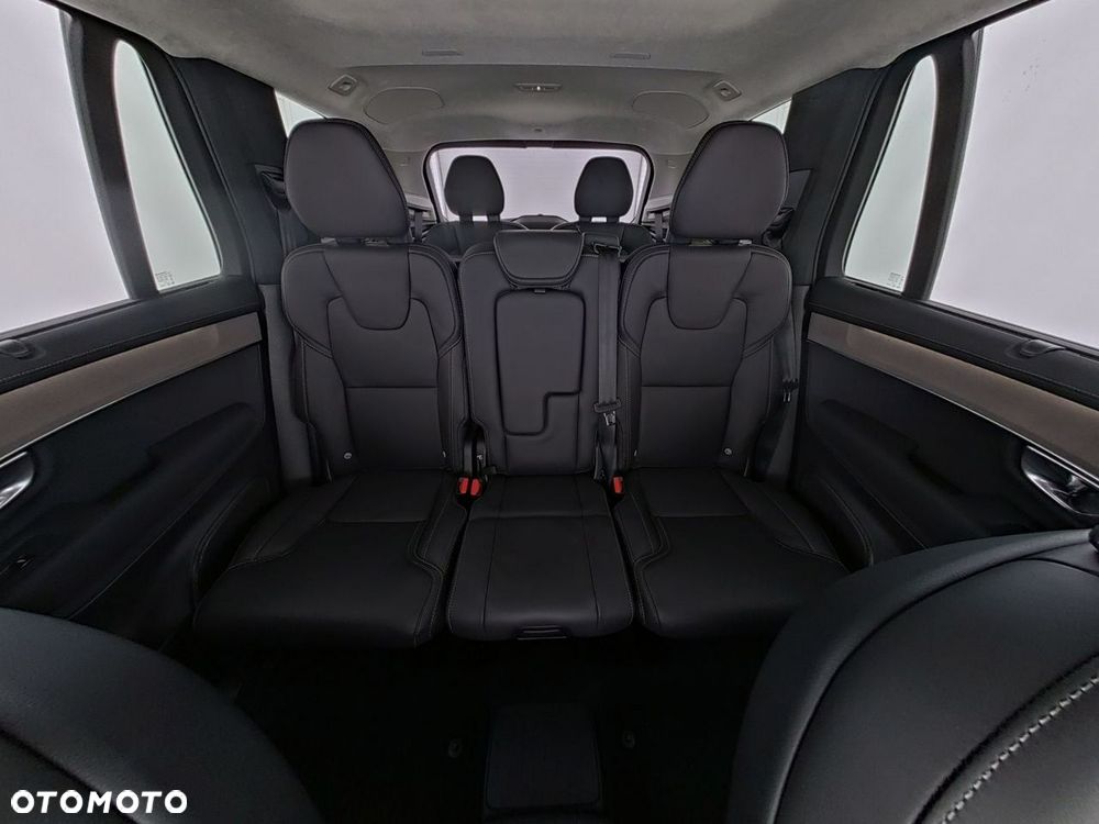 Volvo XC 90 T8 AWD Plug-In Hybrid Ultra Dark 7os - 7