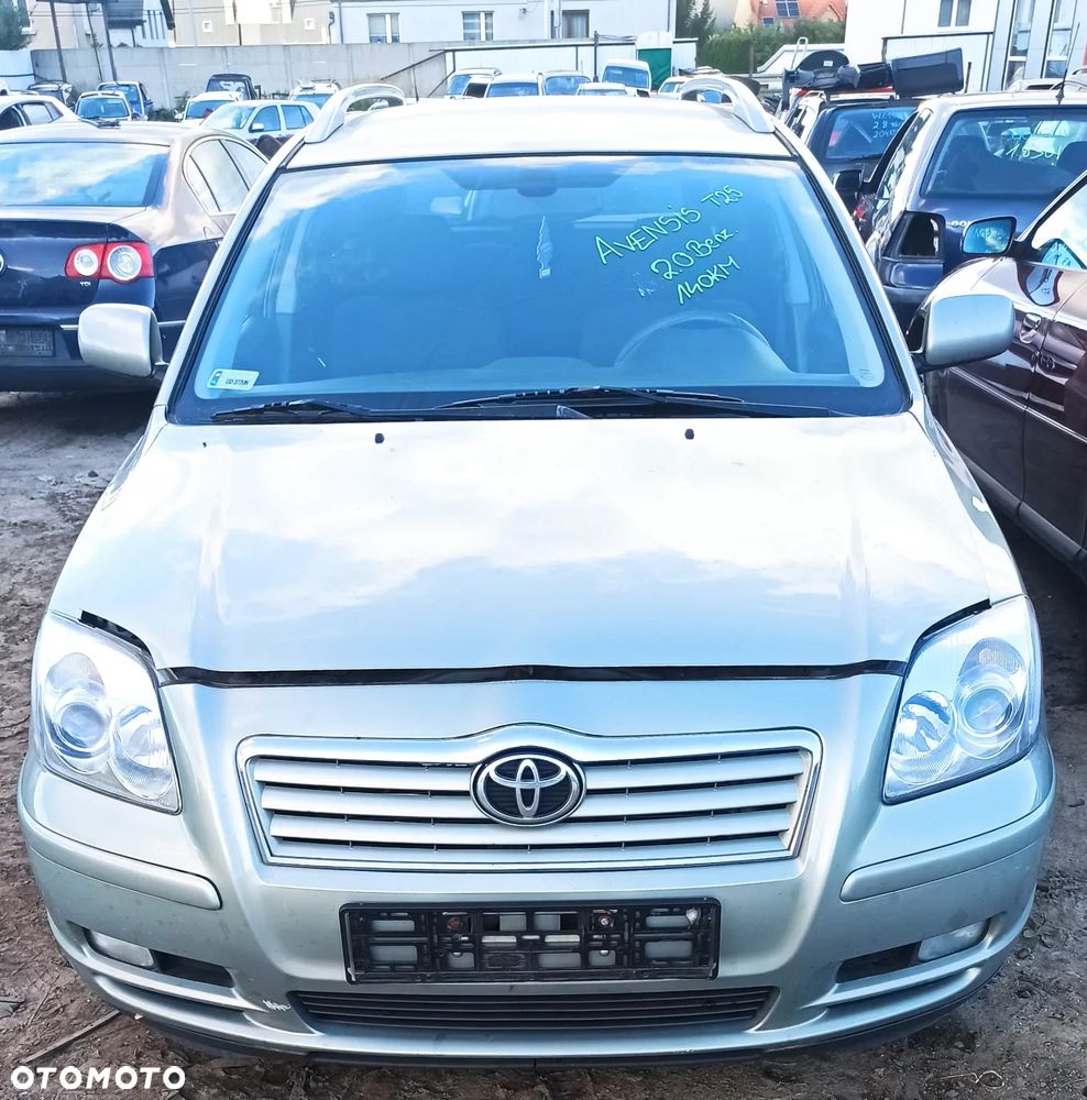 TOYOTA AVENSIS T25 2.0 BENZYNA 140KM - 2