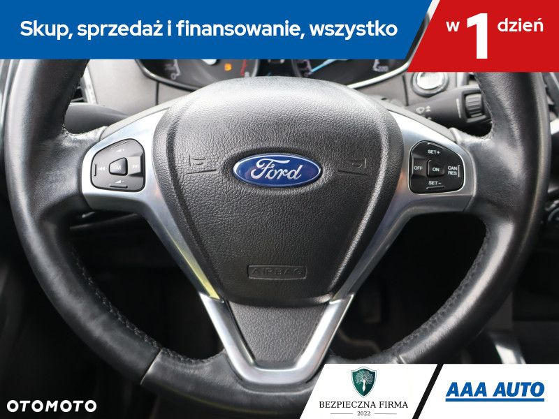 Ford EcoSport - 17