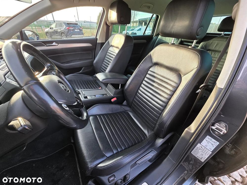 Volkswagen Passat Variant 2.0 TDI BMT 4Mot Highline - 11