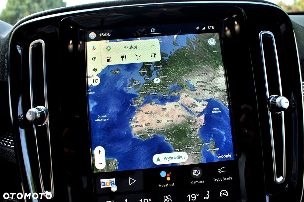 Volvo XC 40 B3 B DKG Core - 32