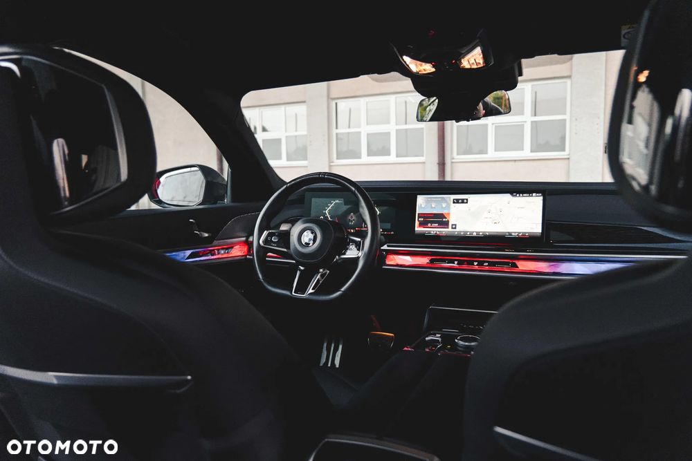 BMW Seria 7 740d xDrive mHEV sport - 18