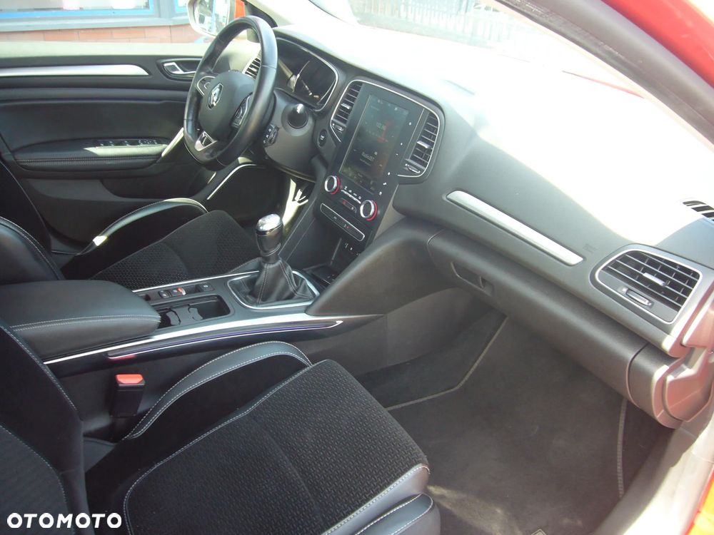 Renault Megane 1.2 Energy TCe Limited - 18