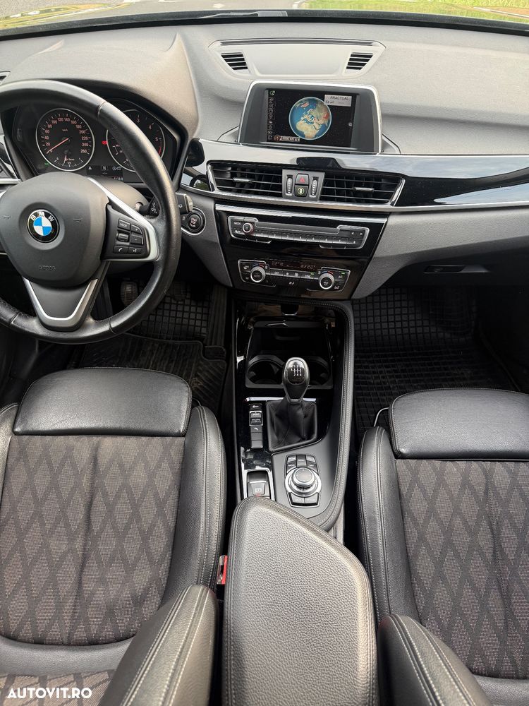 BMW X1 sDrive18d xLine - 9