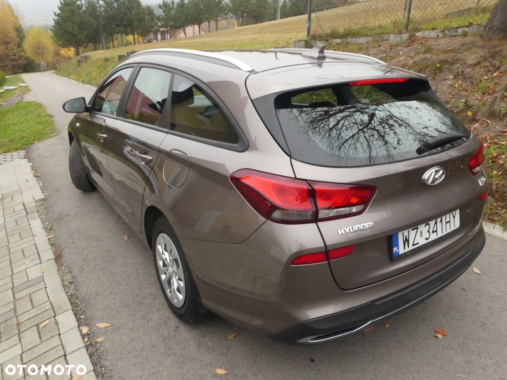 Hyundai i30 1.5 DPI Comfort - 14
