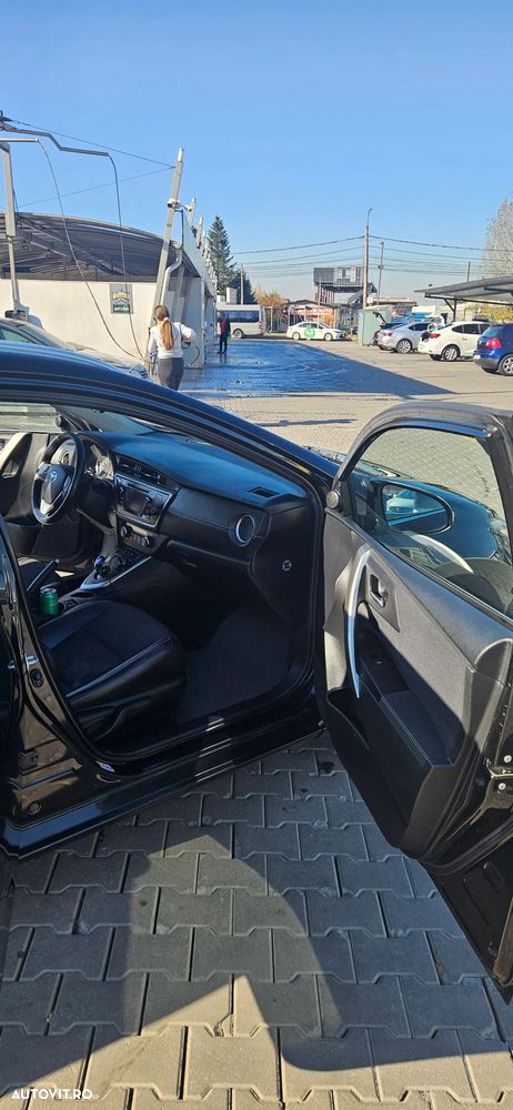 Toyota Auris - 6