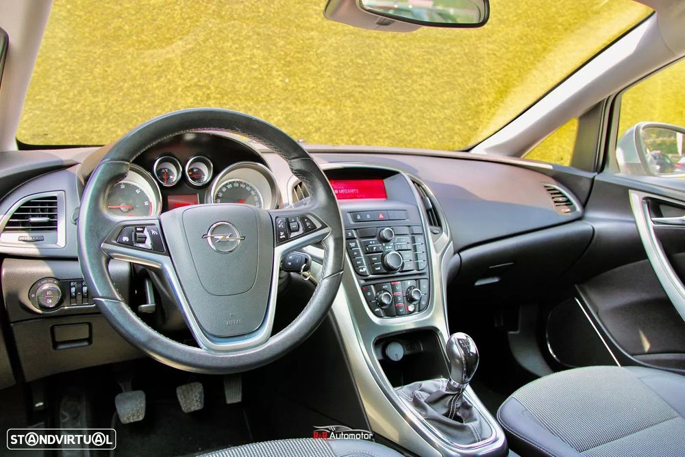 Opel Astra Sports Tourer 1.7 CDTi Cosmo - 3