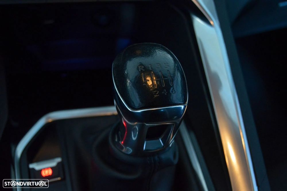 Peugeot 3008 1.5 BlueHDi Active Pack - 44