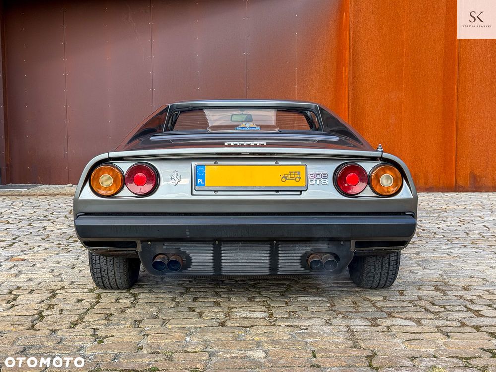 Ferrari 308 - 5