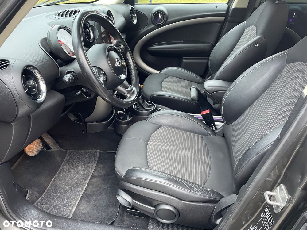 MINI Countryman Cooper D - 16