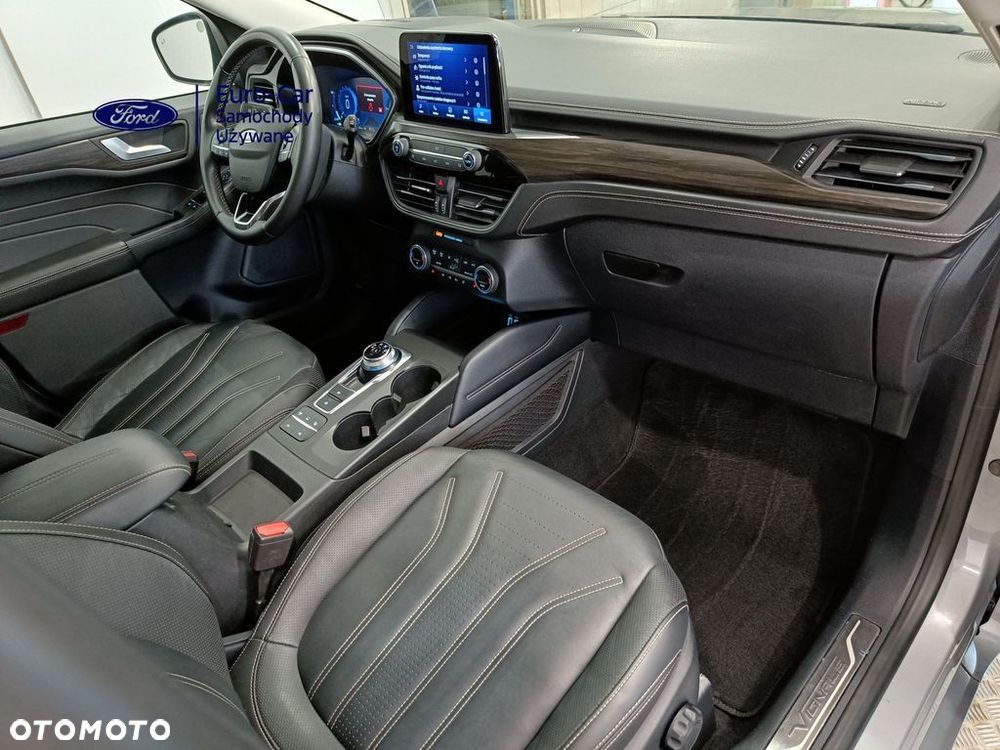 Ford Kuga - 16