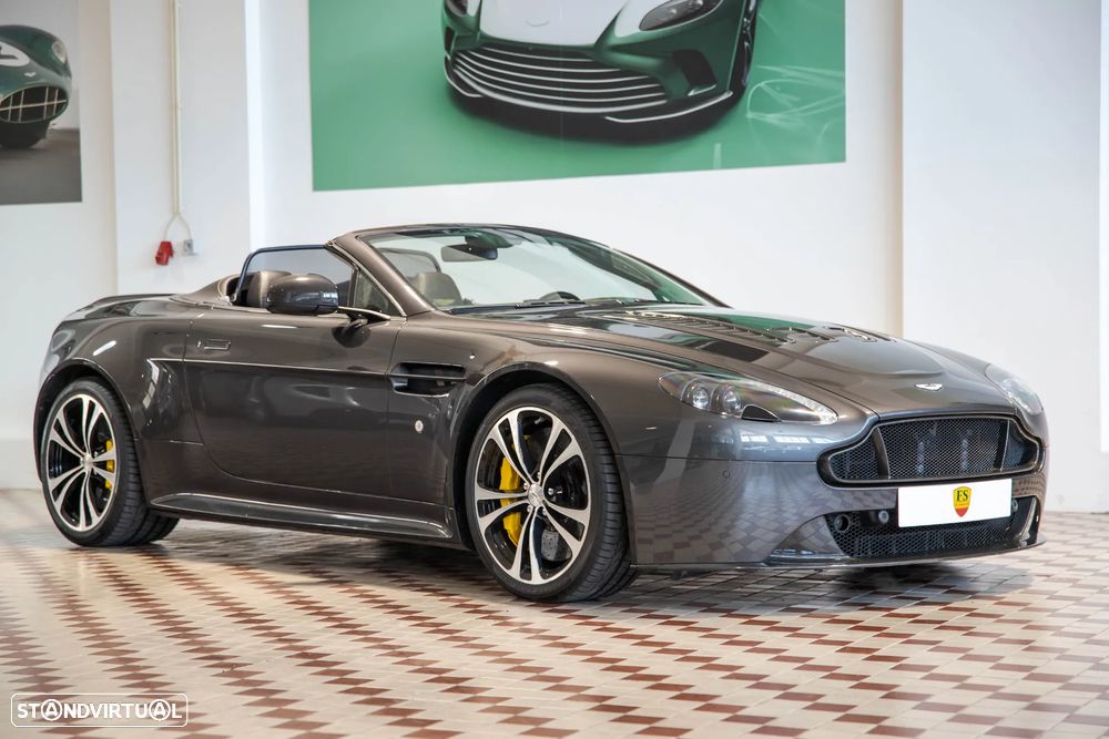 Aston Martin Vantage Roadster V12 S Sportshift 3 - 2
