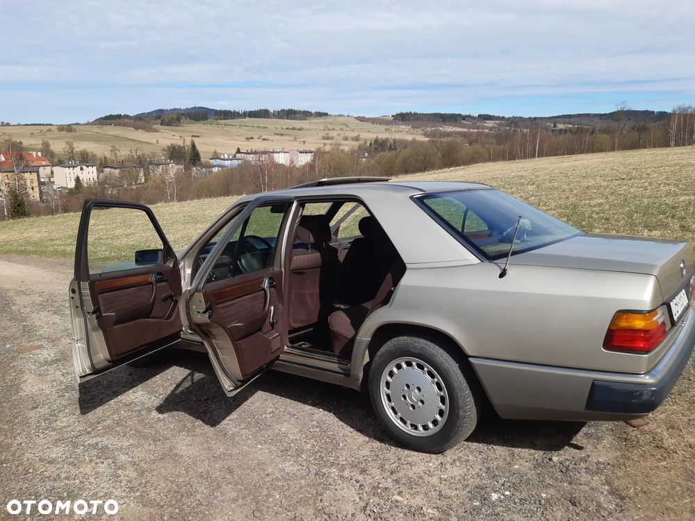 Mercedes-Benz W124 (1984-1993) - 5