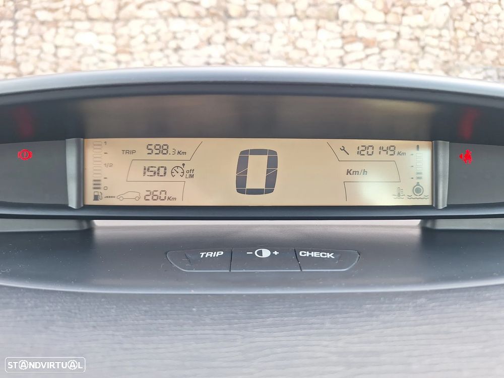 Citroën C4 1.6 HDi VTR Pack - 14