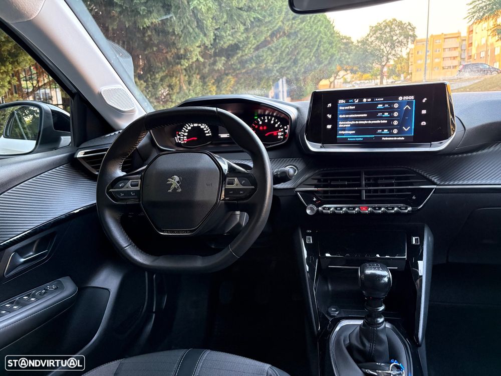 Peugeot 208 1.2 PureTech Allure Pack - 23
