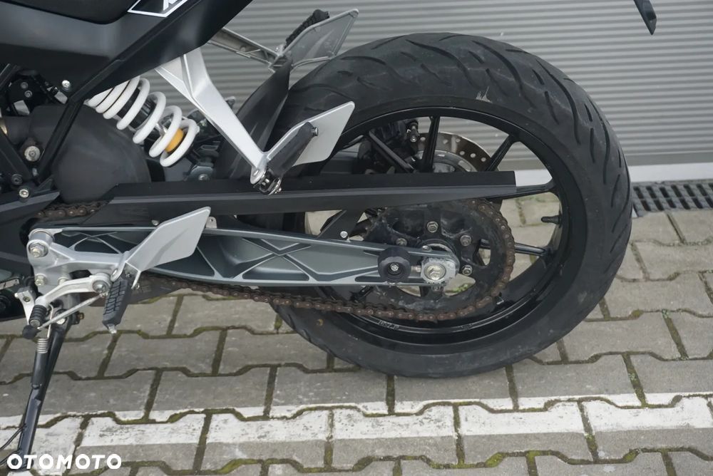 KTM Duke - 18