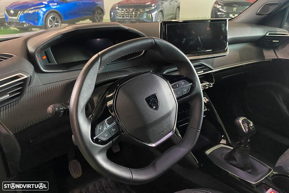 Peugeot 2008 1.2 PureTech Allure - 6