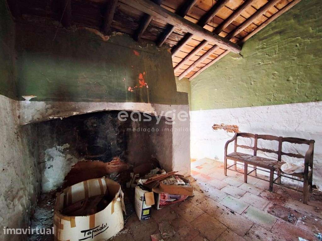 Moradia para recuperar com 4 quartos em vila de Vidigueira - Grande imagem: 5/19