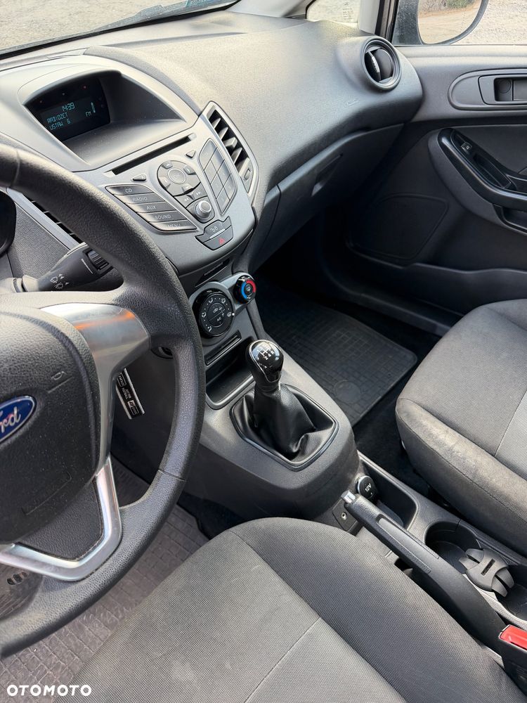 Ford Fiesta 1.25 Ambiente - 8