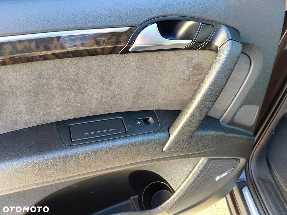 Audi Q7 3.0 TDI DPF Quattro Tiptronic - 16
