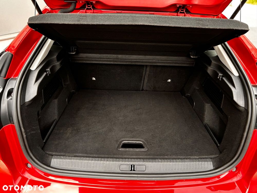 Citroën C4 BlueHDi 110 Stop&Start FEEL PACK - 38
