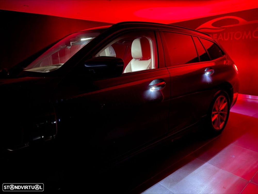 BMW 320 e Line Sport Auto - 42