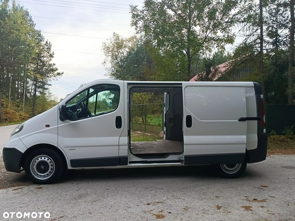 Opel Vivaro - 5