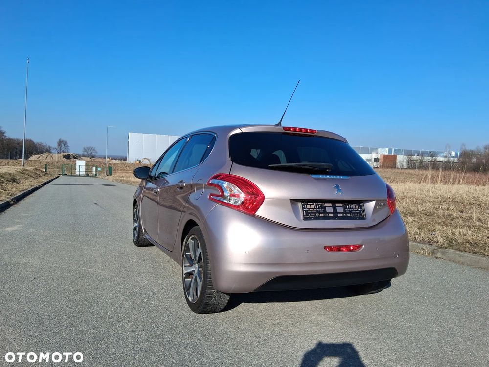 Peugeot 208 e-HDi 92 Stop&Start Style - 7