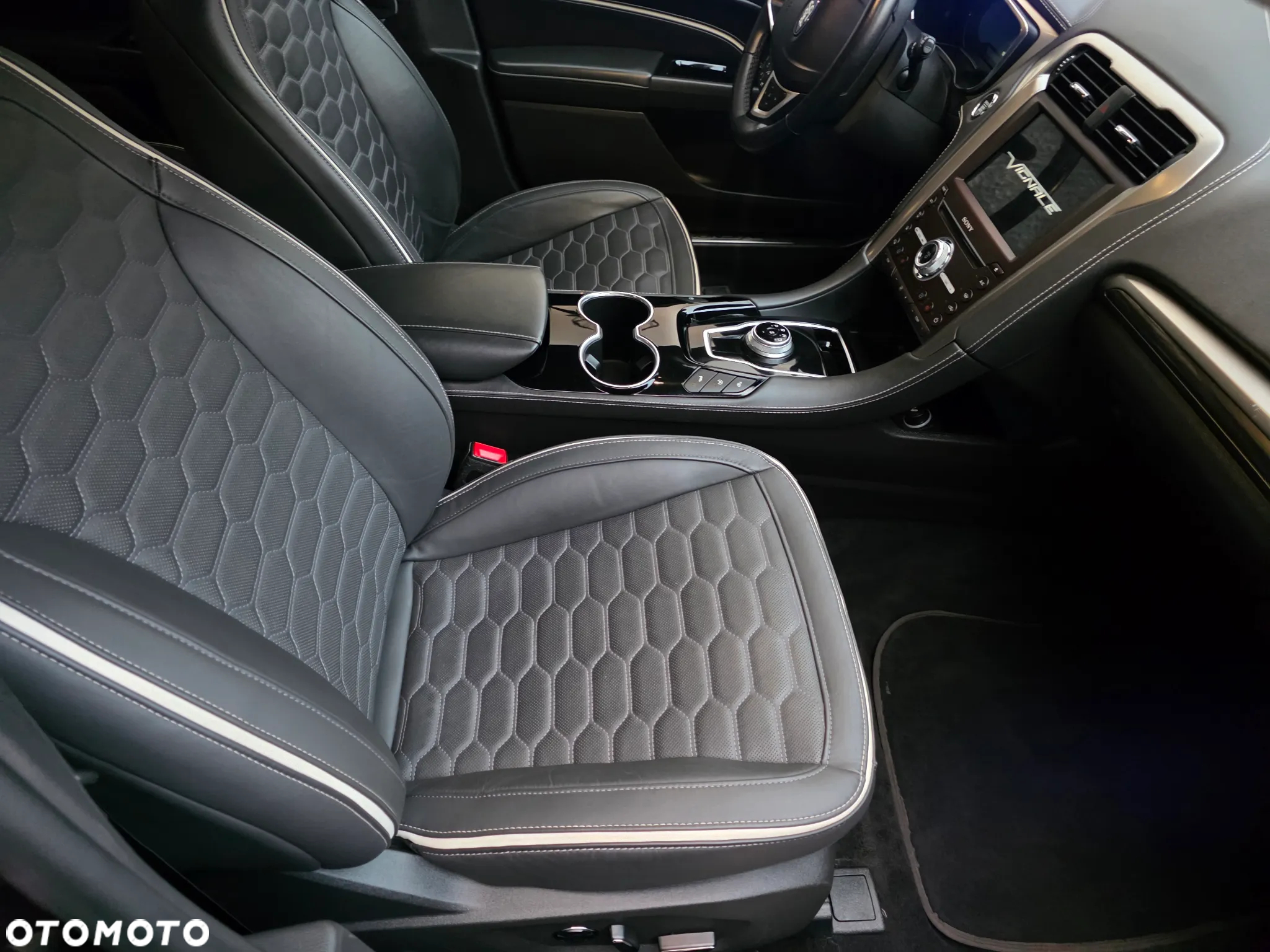 Ford Mondeo 2.0 EcoBlue VIGNALE - 12