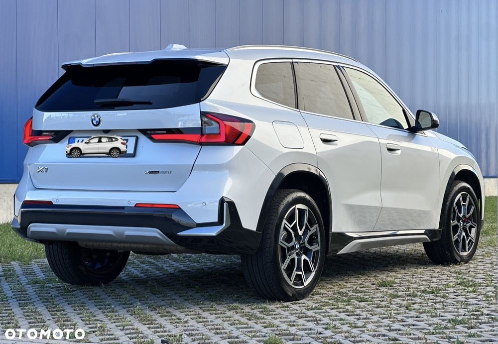BMW X1 xDrive23i mHEV xLine - 2