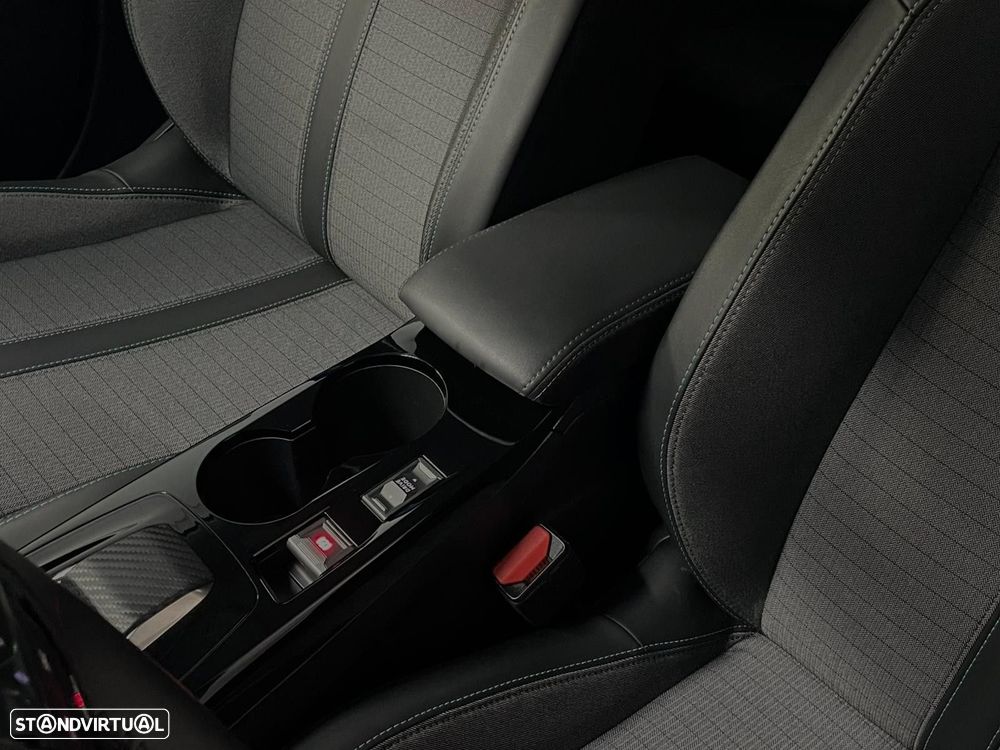 Peugeot e-208 Allure Pack - 24