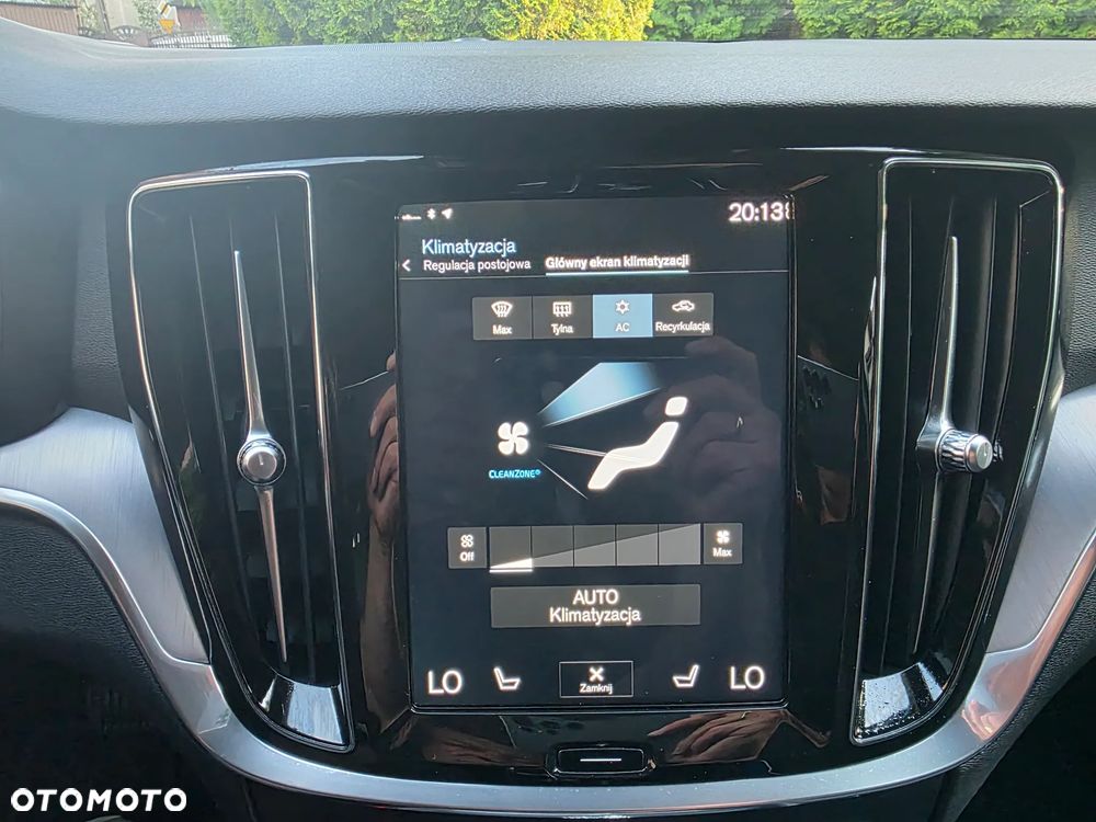 Volvo V60 D4 Momentum - 20