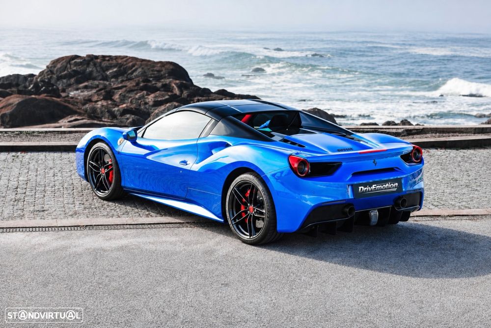 Ferrari 488 - 2