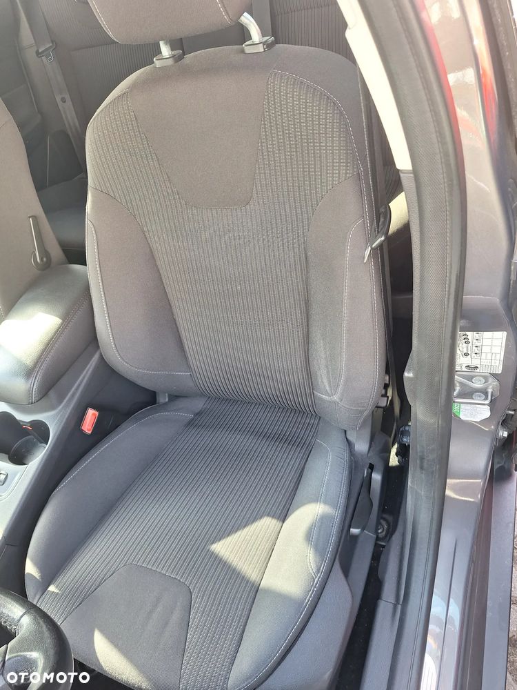 Ford Focus 1.0 EcoBoost Titanium - 26