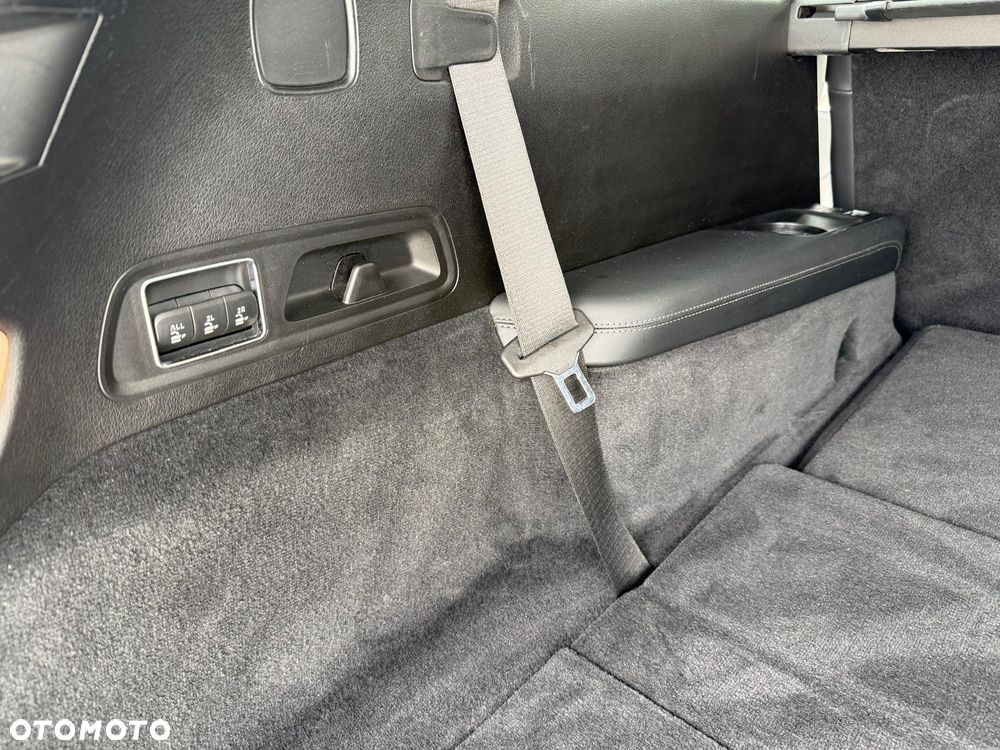 Mercedes-Benz GLS - 14