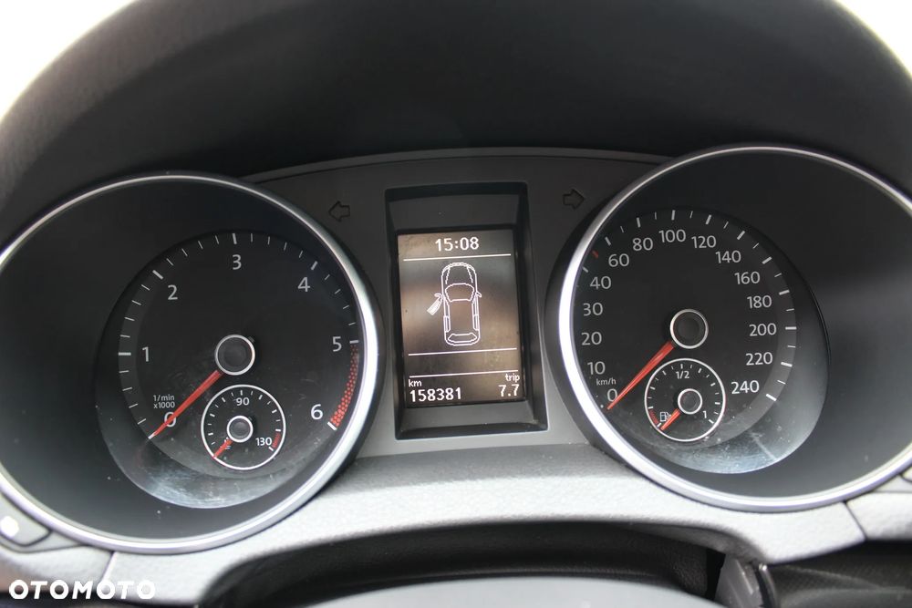 Volkswagen Golf 2.0 TDI Comfortline - 6