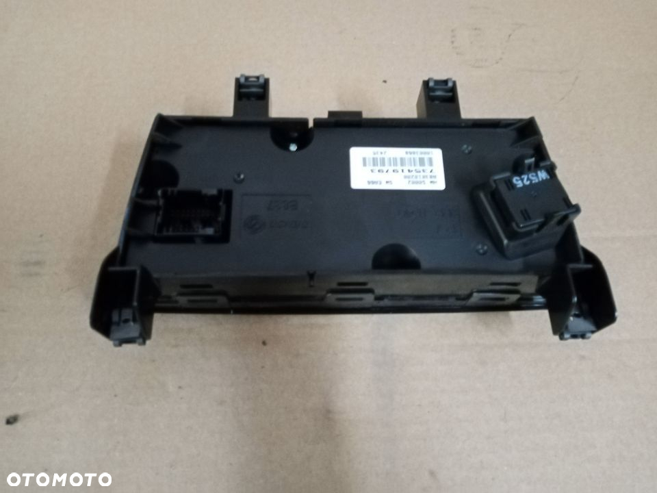 Panel klimatyzacji nawiewu Fiat Grande Punto 735419793 - 5